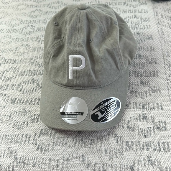 Puma Grey Performance Flexfit 110 Adjustable Golf Cap - Picture 1 of 10